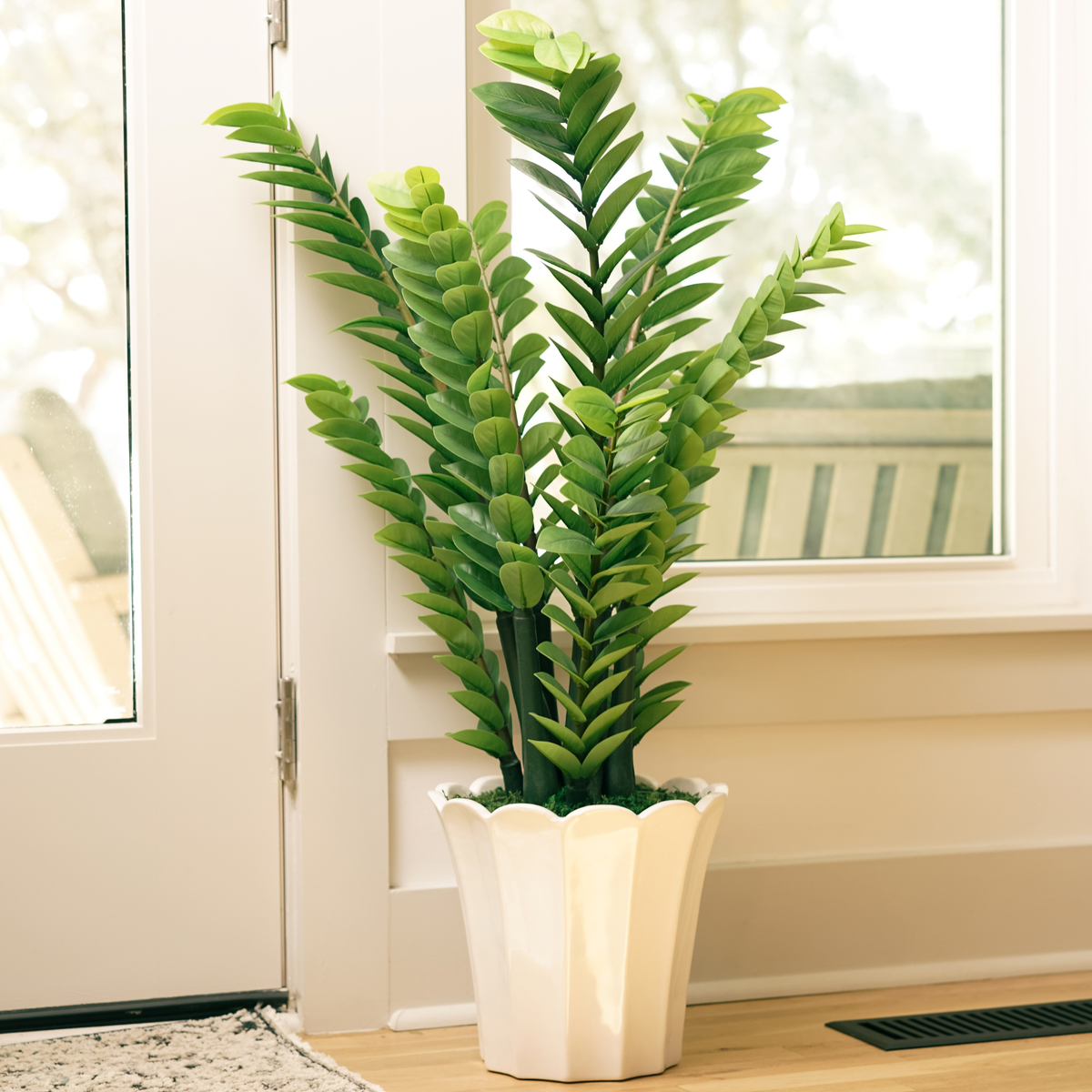 41" ZZ Plant in Glossy White Ceramic