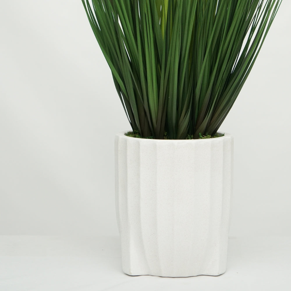 30" Grass in Stone Wash White Ribbed Tripod Ceramic