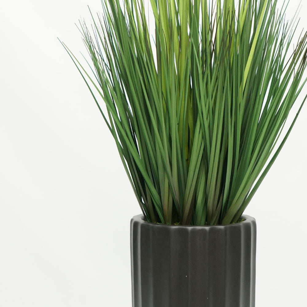 30" Grass in Matte Black Ribbed Ceramic